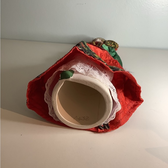 New vintage Russian porcelain doll - Picture 10 of 13